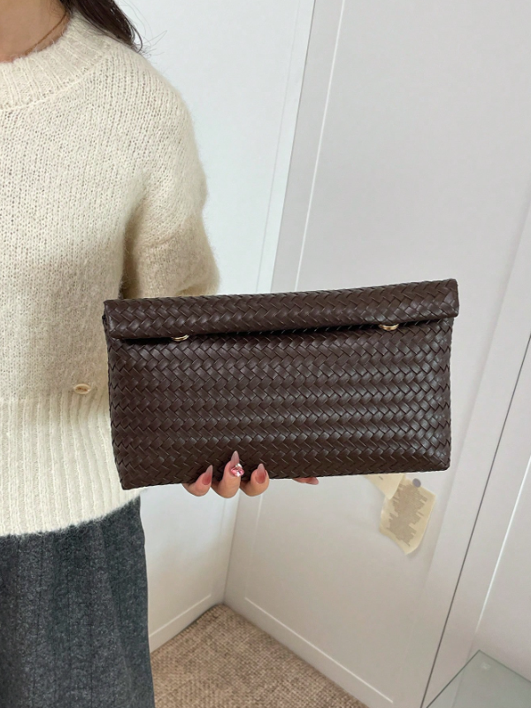 حقيبة يد ذات لون أحادي عصرية، حقيبة مربعة صغيرة ذات غطاء قابل للطي